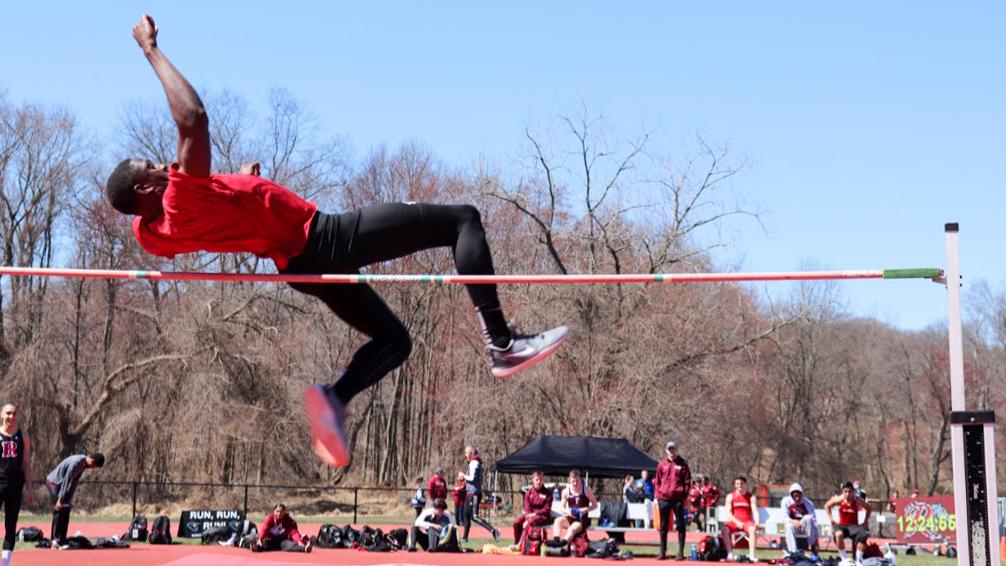 Lodge competes in the high jump (Photo by Rose O’Brien ’18).