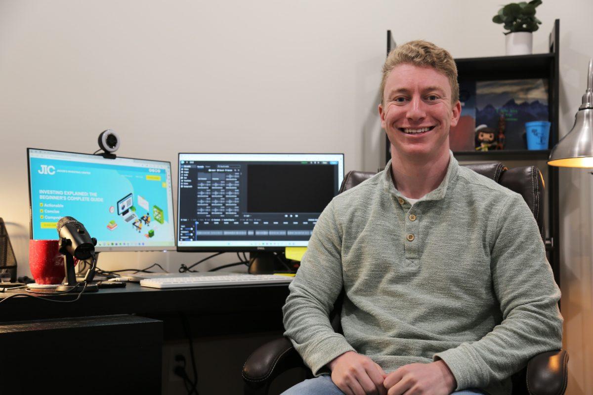 Jacob Peifer ’25 sits at the desk where he constructed his new investment business, “Jacob’s Investing Center.”
PHOTO: MADELINE WILLIAMS ’26/THE HAWK