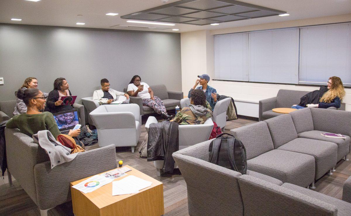 Students meeting in the Office of Inclusion and Diversity (Photo by Luke Malanga 20).