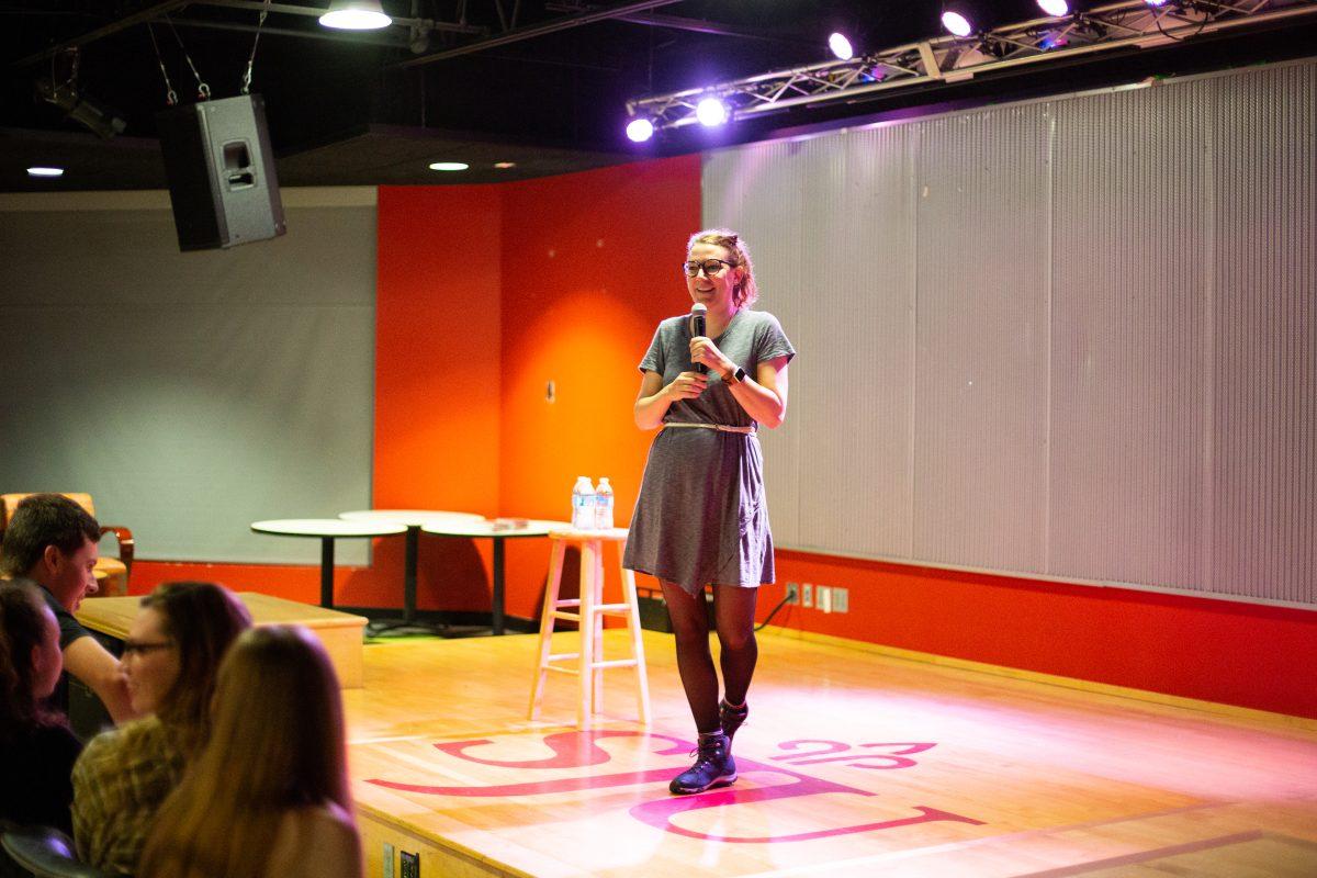 Sara Schaefer performs a stand-up comedy act in The Perch (Photo by Luke Malanga ’20).