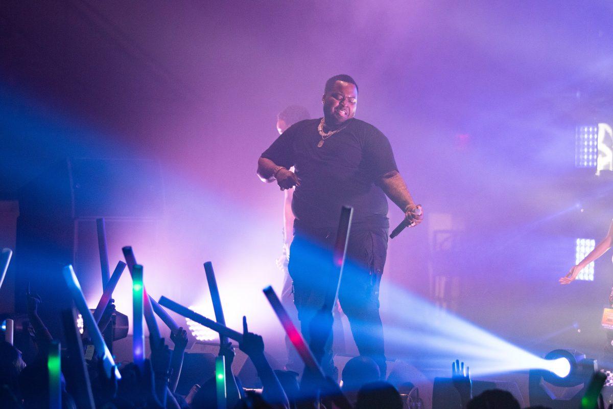 Sean Kingston performs at the St. Joes 2019 Spring Concert on April 10. PHOTO: MITCHELL SHIELDS ’22/THE HAWK