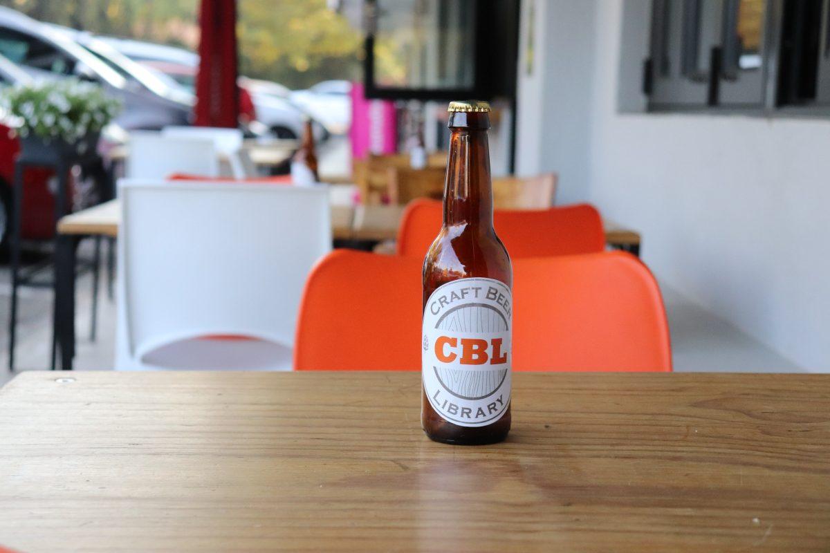 The Craft Beer Library in the Emmarentia neighborhood of Johannesburg is trying to entice South African lager drinkers with a large selection of craft beers, many made in South Africa. PHOTO: Ana Faguy '19