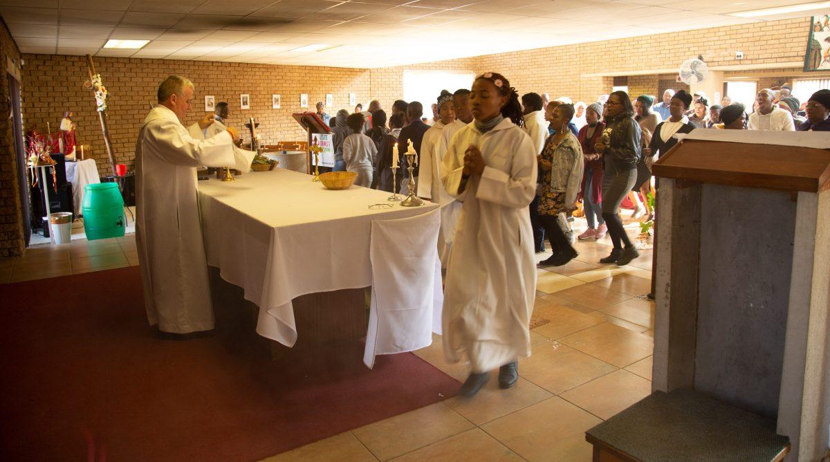 Peter Joseph Cassidy, a priest with The Missionaries of Africa, leads a mass at Saint Kizito Catholic Church in Lenasia. PHOTO: The Hawk