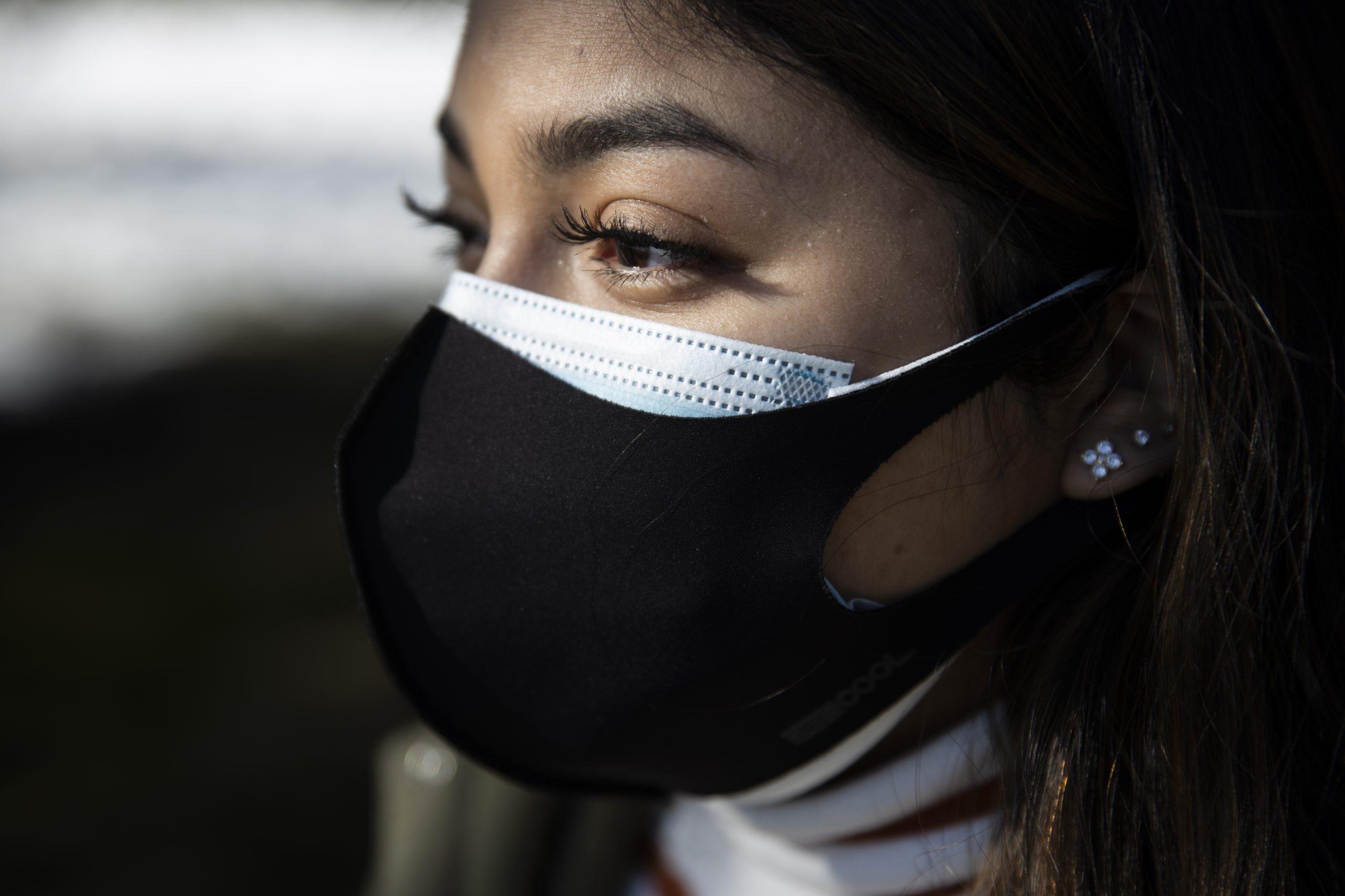 Jessica Gonzalez ’22 started double-masking after a university announcement advised students to. PHOTO: MITCHELL SHIELDS ’22/THE HAWK.