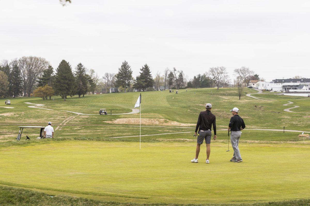 The popularity of golf grew approximately 20% during the pandemic when compared to previous years.
PHOTO: MITCHELL SHIELDS ’22/THE HAWK