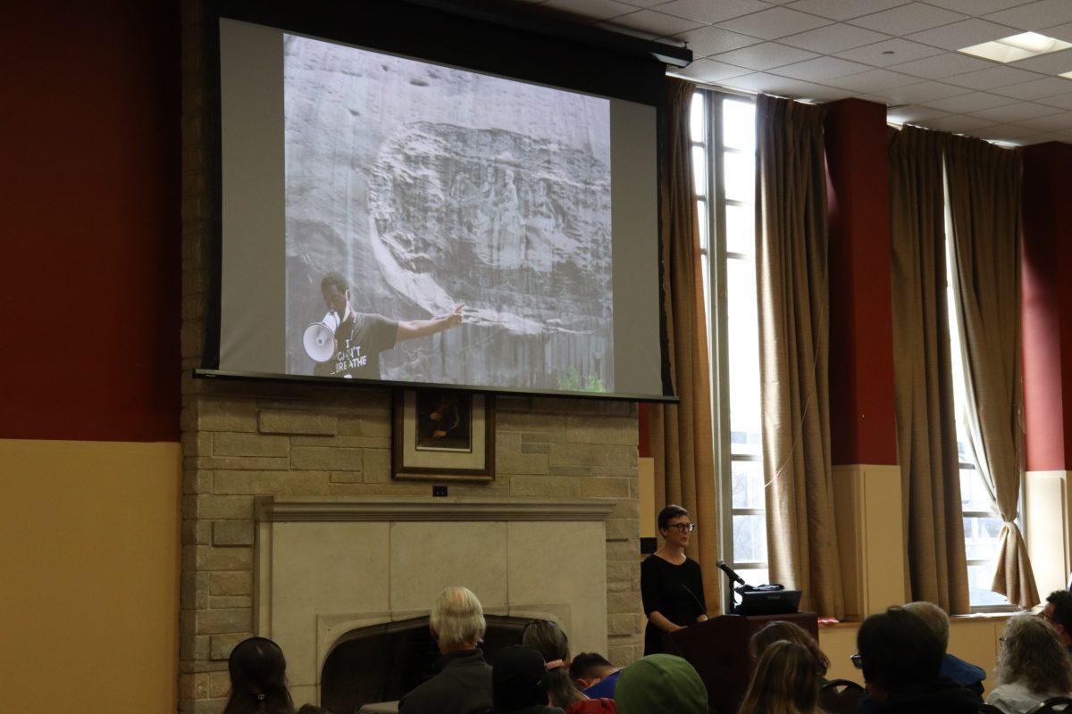Erin L. Thompson, Ph.D., delivers the department of history’s annual Francis C. Gerrity Lecture on March 24.
PHOTO: ALLY CRASKEY ’22/THE HAWK.