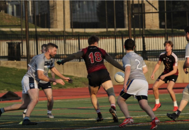 Polizzi+goes+for+the+ball+in+an+April+2+game+against+the+Delco+Gaels.+PHOTO+COURTESY+OF+PAT+POLIZZI+%E2%80%9922