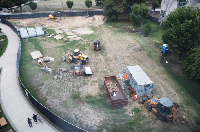 A view of ongoing construction on Sept. 5. PHOTOS: KELLY SHANNON ’24/THE HAWK
