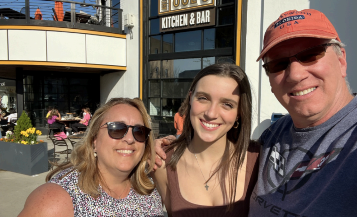 Sarah Puzone and her parents Rose and Joseph Puzone at Not Your Average Joe’s in Ardmore.
PHOTO COURTESY OF SARAH PUZONE ’25