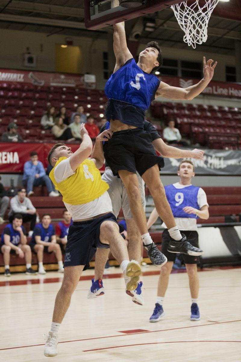 Men’s club basketball championship 2022 was held in Hagan Arena
PHOTO: KELLY SHANNON ’24/THE HAWK