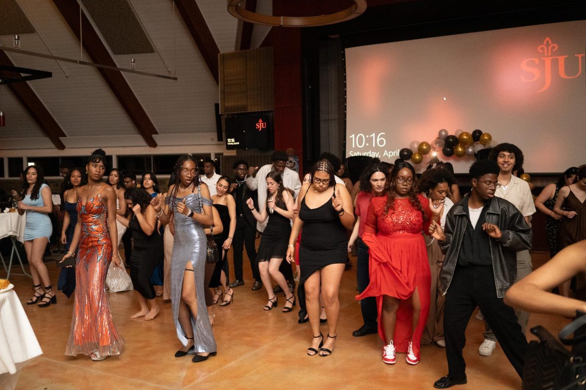 Attendees dance at the Black Student Union Black Hollywood Gala April 20. PHOTO: Dean Watson