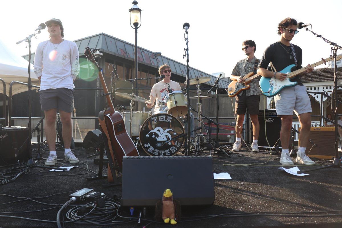 Betty Lawless members Dominic Rossi ’25, Will Finnegan ’25, Colin Cooper ’25 and Aiden Stine ’25 perform music in the Campion Courtyard, Sept. 13.
PHOTO: ZACH PODOLNICK ’26/THE HAWK