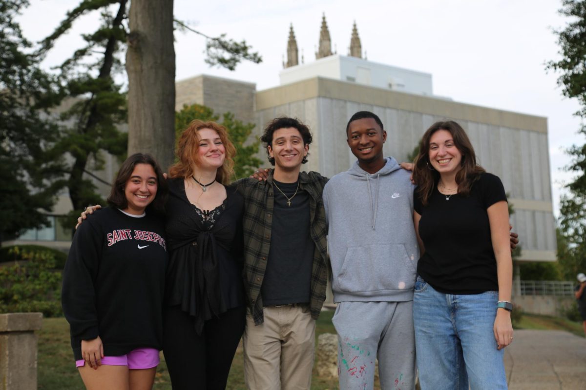 St. Joe's National Alliance of Mental Illness (NAMI) chapter’s executive board Emily Horan ’25, Valerie
McLaughlin ’25, Dominic Rossi ’25, Shodd Rivers ’25 and Darian Krug ’25
PHOTO: MADELINE WILLIAMS ’26/THE HAWK