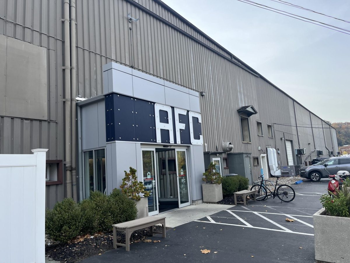 The exterior of AFC Fitness, located 10 minutes from Hawk Hill campus. PHOTO: AIDEN POWERS ’26