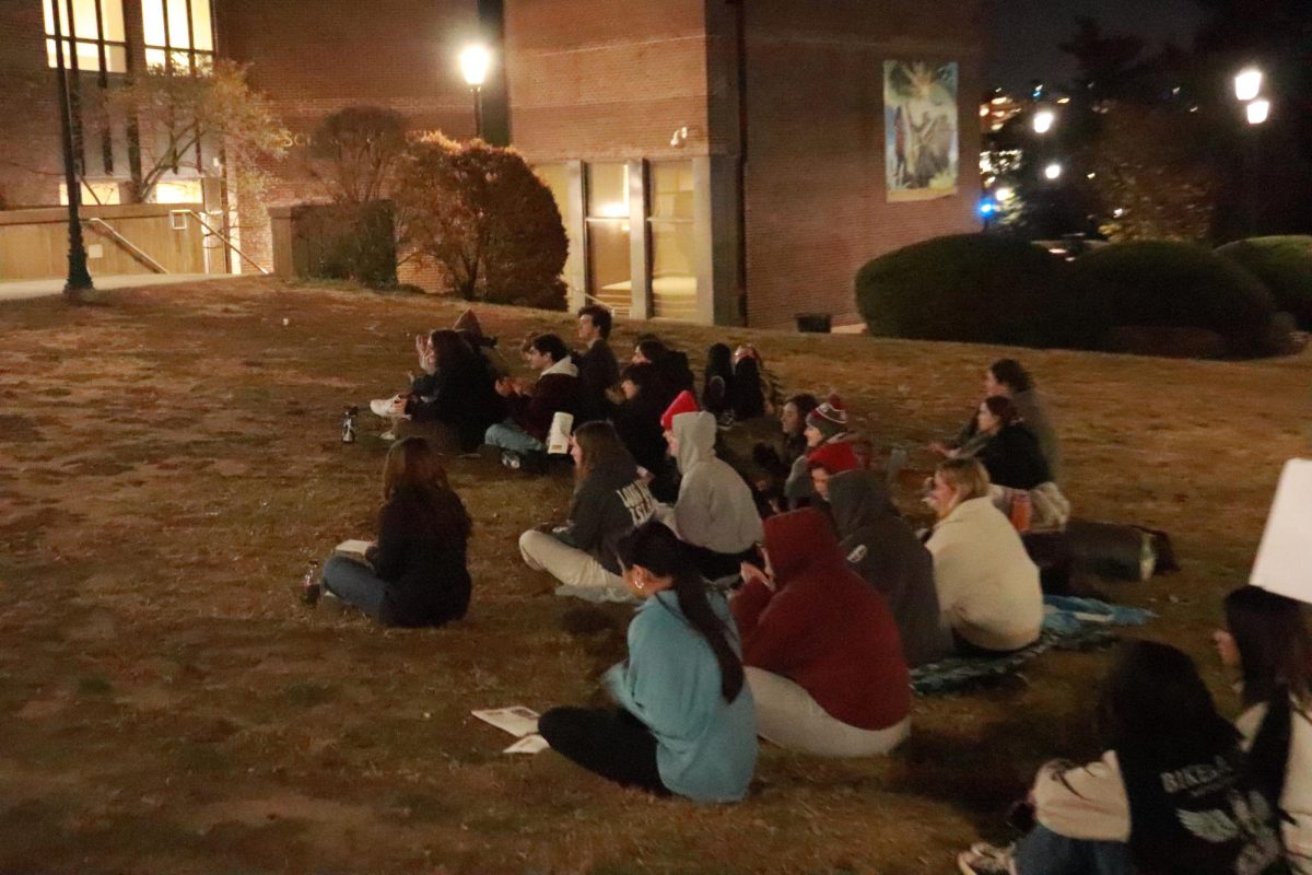 Students sit on Campion Student Center’s courtyard during the sleep out, Nov. 9.
PHOTO: MATTHEW WINARTO ’26/THE HAWK