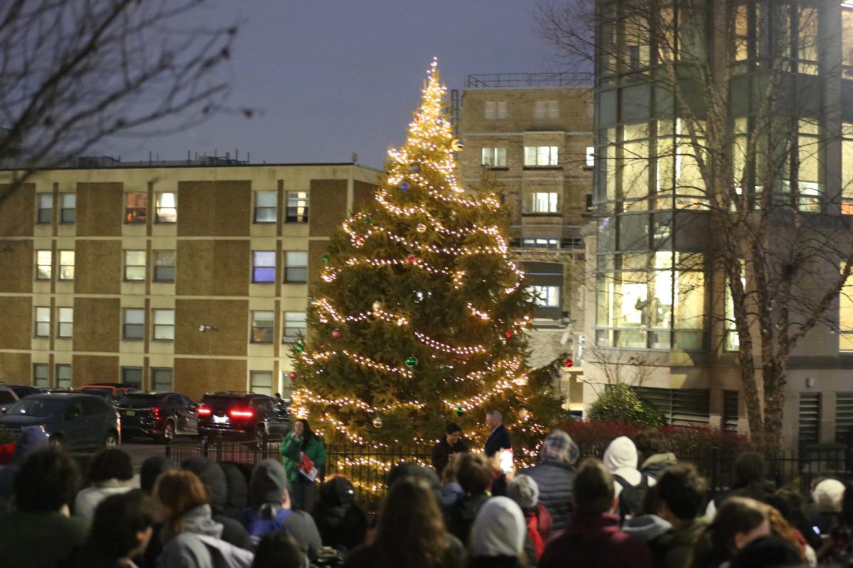 University Student Senate hosted its annual Christmas Tree Lighting event Dec. 4 on the lawn outside Villiger Hall and Campion Student Center. PHOTO THE HAWK.