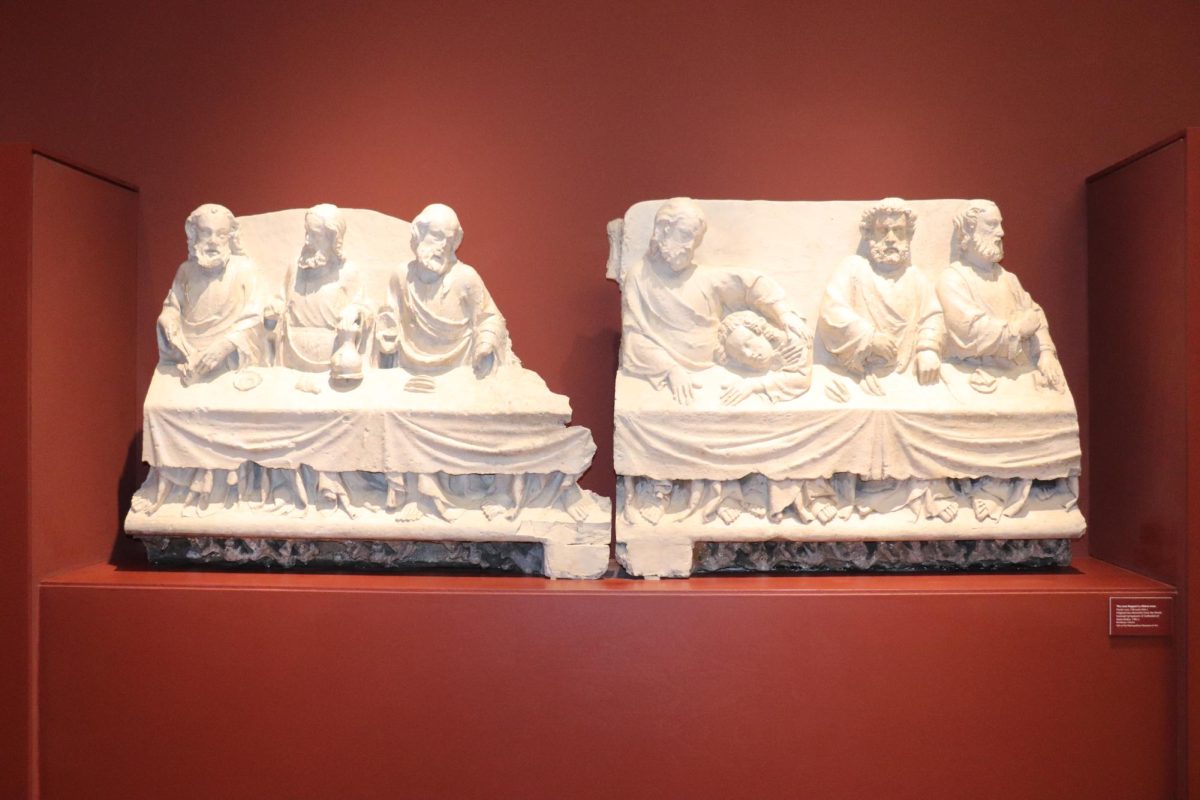 The casts featuring the yet-to-be-identified apostles at the Last Supper were donated to the Francis M. Maguire Art Museum by the Metropolitan Museum of Art in
New York City, N.Y. PHOTO: BEN VANELLI ’25/THE HAWK