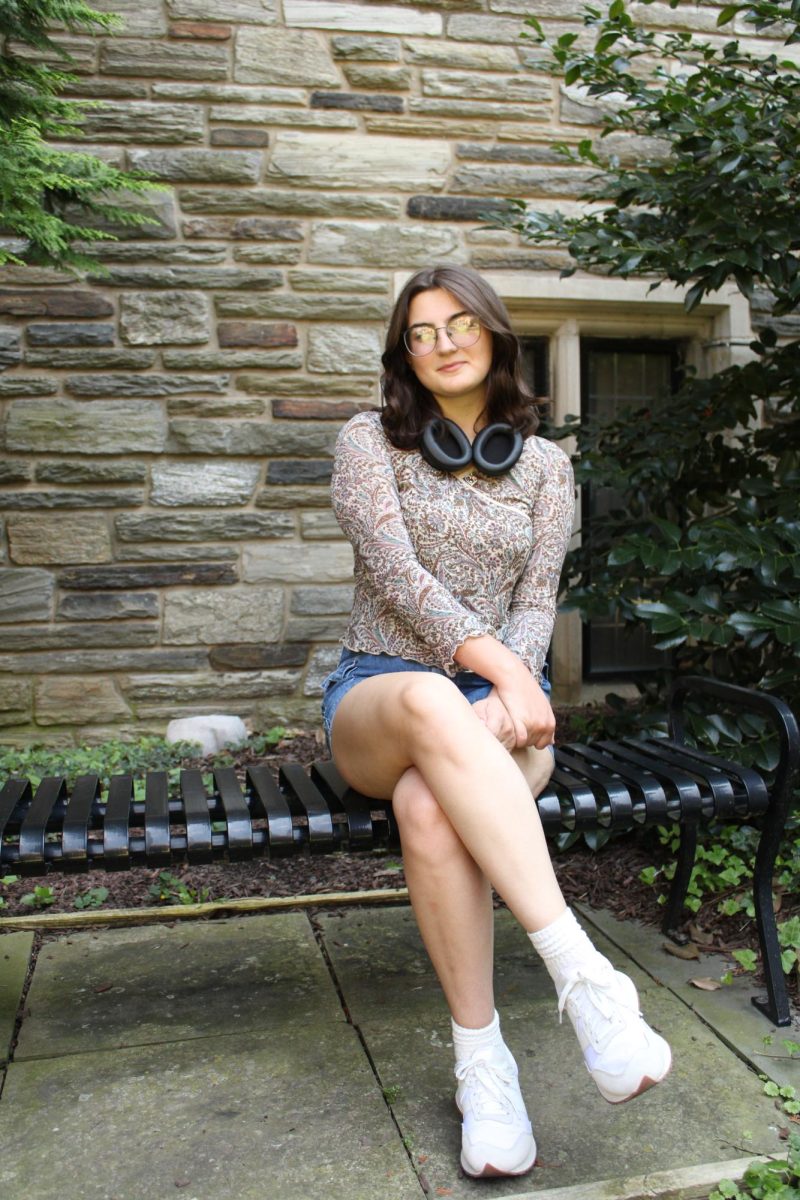 Tayla J. Evans ’27 tries a five-day experiment to learn how to become a better listener.
PHOTO: SAHR KARIMU ’26/THE HAWK