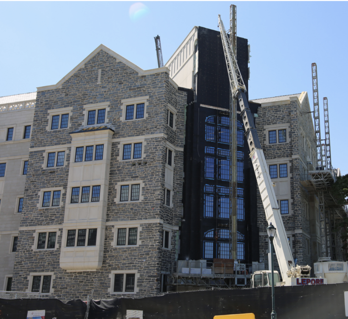 The exterior of Sister Thea Bowman Hall undergoes construction, Sept. 5.
PHOTO: ZACH PODOLNICK ’26/THE HAWK