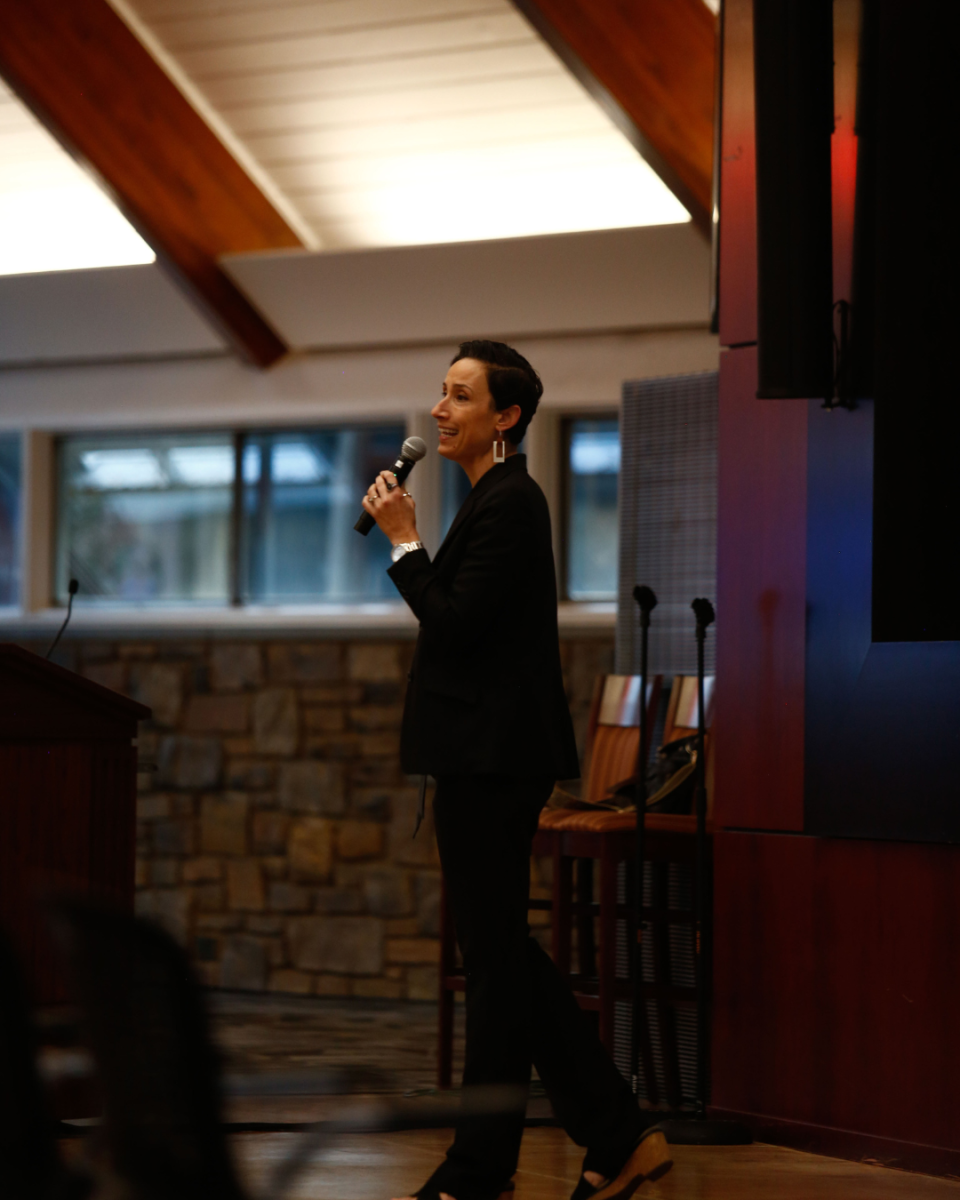 Brandy Schillace, Ph.D., answers questions about her book, “The Framed Women of Ardemore House,” at
an Oct. 1 event in Cardinal Foley.
PHOTO: DEE ALABEDE ’26/THE HAWK